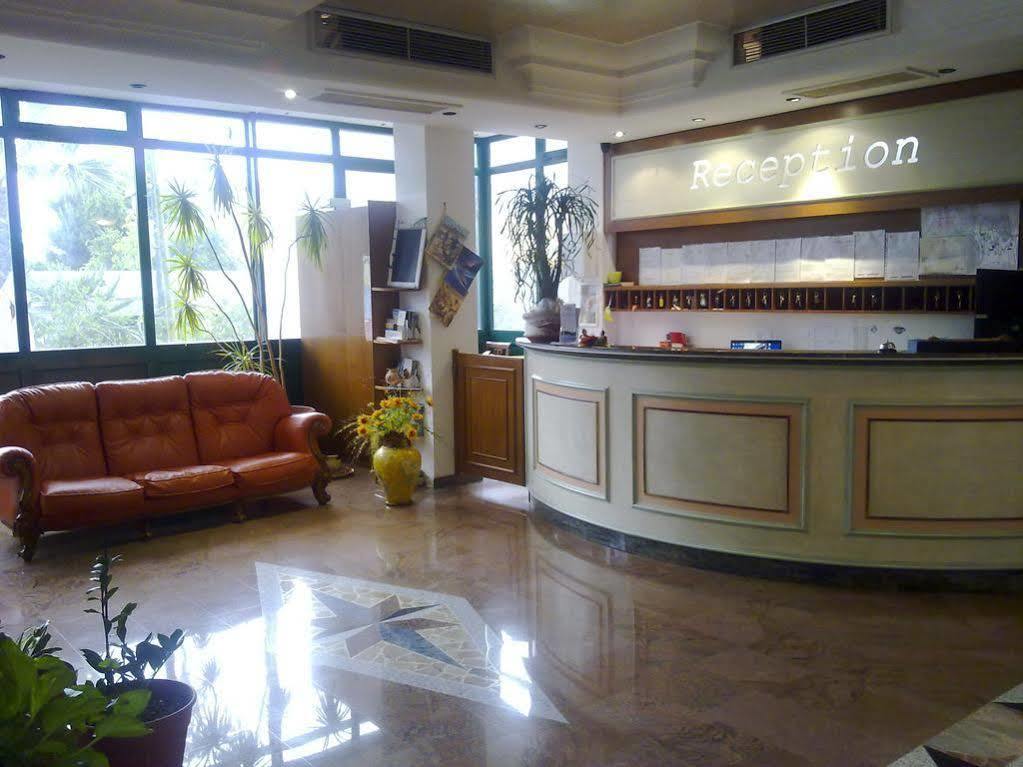 Porto Cesareo Hotel 外观 照片